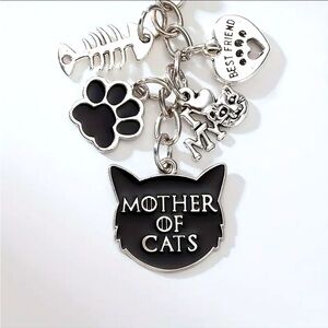 Mother of Cats Hearted Clasp Keychain-NEW